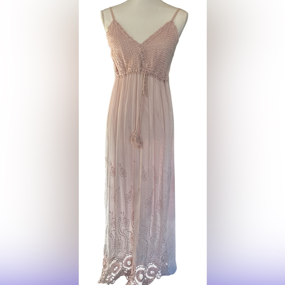 Elegant Lace-Embellished A-Line Skirt in Blush